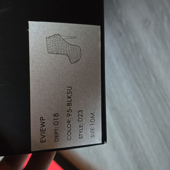 Wild pair Diamond studded stiletto black booties size 10 - Picture 8 of 9